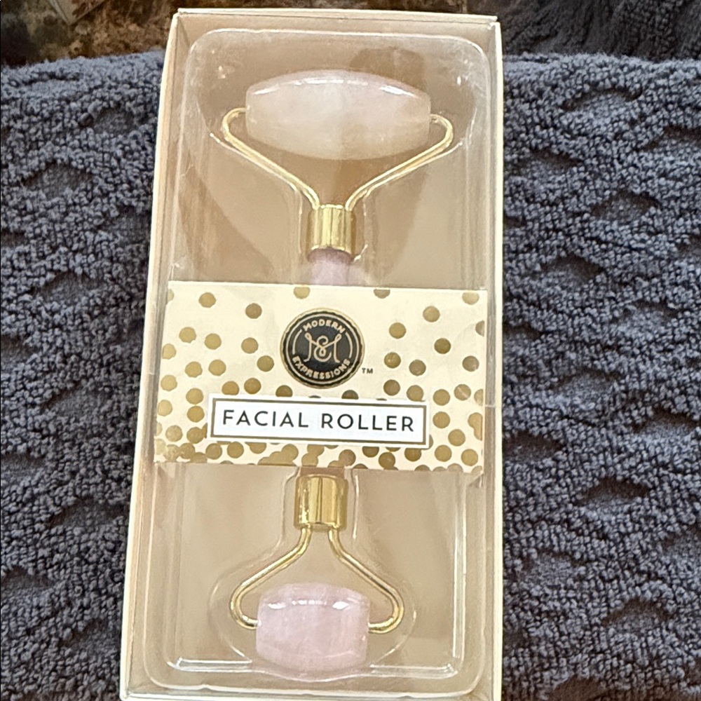 Modern Expressions Facial Roller with Gold Accents